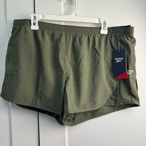 Reebok Women's Run with It Shorts Army Green XL NWT 2" Inseam